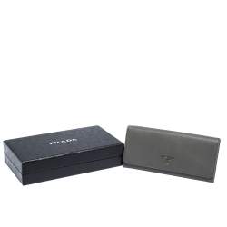 Pre Owned Prada Grey Saffiano Lux Leather Flap Continental Wallet