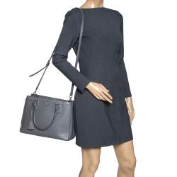 Pre Owned Prada Grey Saffiano Lux Leather Medium Double Zip Tote