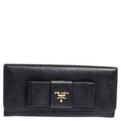 Pre Owned Prada Black Saffiano Leather Bow Continental Wallet