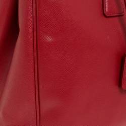 Pre Owned Prada Red Saffiano Lux Leather Large Double Zip Tote