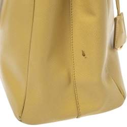 Pre Owned Prada Yellow Saffiano Lux Leather Medium Double Zip Tote