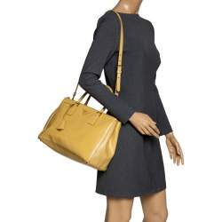 Pre Owned Prada Yellow Saffiano Lux Leather Medium Double Zip Tote