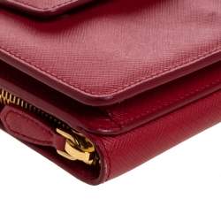 Pre Owned Prada Red Saffiano Lux Leather Wallet on Chain