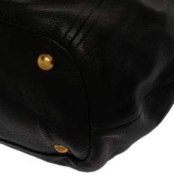 مملوكة مسبقًا Prada Black Vitello Daino Leather Hobo