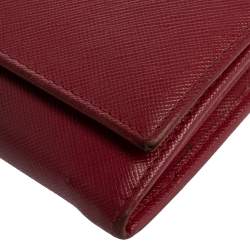 مملوكة مسبقًا  محفظة برادا كونتيننتال قلاب جلد سافيانو وردي