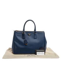 مملوكة مسبقًا حقيبة يد برادا كبيرة سحاب مزدوج جلد سافيانو لوكس أزرق