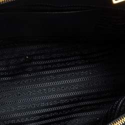 مملوكة مسبقًا حقيبة يد برادا كبيرة سحاب مزدوج جلد سافيانو لوكس أزرق