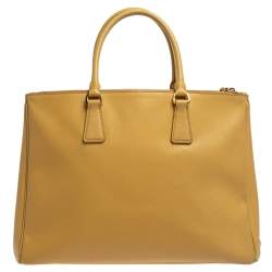 Pre Owned Prada Yellow Saffiano Lux Leather Large Double Zip Tote