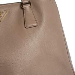 Pre Owned Prada Pink Saffiano Lux Leather Medium Galleria Tote
