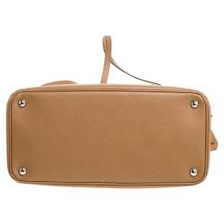 مملوكة مسبقًا Prada Caramel Brown Saffiano Lux Leather Twin Tote