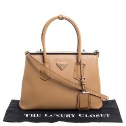 مملوكة مسبقًا Prada Caramel Brown Saffiano Lux Leather Twin Tote