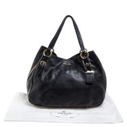 Pre Owned Prada Black Vitello Leather Sacca 2 Manici Hobo