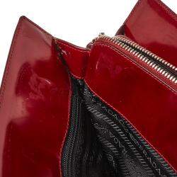 Pre Owned حقيبة برادا ساتشيل سحاب علوي جلد لامع أحمر