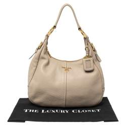 Pre Owned Prada Beige Vitello Daino Leather Zip Top Hobo