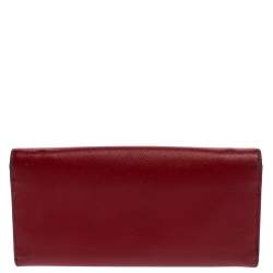 مملوكة مسبقًا محفظة  بسلسلة برادا جلد سافيانو لوكس أحمر
