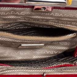 مملوكة مسبقًا Prada Red Patent Leather Cinghiale Frame Top Handle Bag