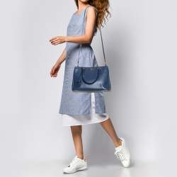 Pre Owned Prada Blue Saffiano Lux Leather Medium Open Tote