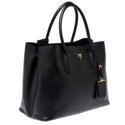 مملوكة مسبقًا  حقيبة يد برادا متوسطة يد مزدوجة جلد سافيانو كوير أسود