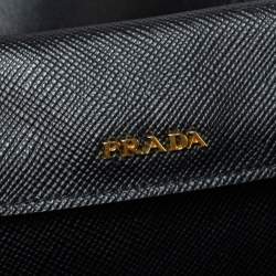 مملوكة مسبقًا  حقيبة يد برادا متوسطة يد مزدوجة جلد سافيانو كوير أسود