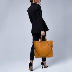 مملوكة مسبقًا Prada Tan Vitello Daino Leather Shopper Tote