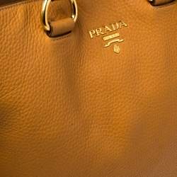 مملوكة مسبقًا Prada Tan Vitello Daino Leather Shopper Tote