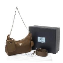 Pre Owned Prada Brown Nylon Re-Edition 2005 Shoulder Bag