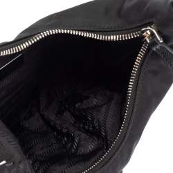 Pre Owned Prada Black Nylon Re-Edition 2006 Hobo