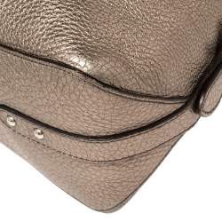 مملوكة مسبقًا Prada Metallic Vitello Grain Leather Logo Embossed Hobo