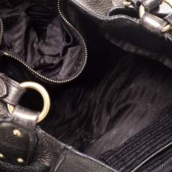 Pre Owned حقيبة هوبو برادا جيب جانبي جلد فيتيلو داينو ذهبي ميتاليك 