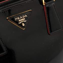 Pre Owned Prada Black/Red Patent Leather Parabole Tote