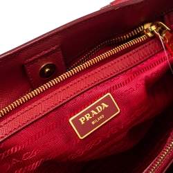 Pre Owned Prada Red Saffiano Lux Leather Medium Middle Zip Tote