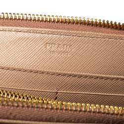 مملوكة مسبقًا محفظة برادا جلد سافيانو سحاب ملتف بيج