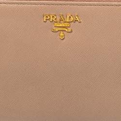 مملوكة مسبقًا محفظة برادا جلد سافيانو سحاب ملتف بيج