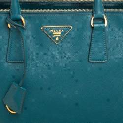Pre Owned Prada Green Saffiano Lux Leather Medium Double Zip Tote