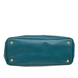 Pre Owned Prada Green Saffiano Lux Leather Medium Double Zip Tote