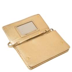 مملوكة مسبقًا حقيبة كروس برادا قلاب جلد سافيانو لامع ذهبي ميتاليك 