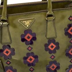 Pre Owned Prada Green Floral Applique Patent Leather Medium Double Zip Tote