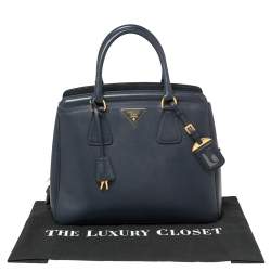 مملوكة مسبقًا Prada Navy Blue Saffiano Lux Leather Parabole Tote