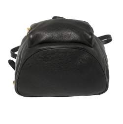 مملوكة مسبقًا Prada Black Leather Drawstring Backpack