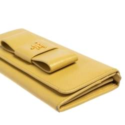 Pre Owned Prada Yellow Saffiano Fiocco Leather Bow Continental Wallet