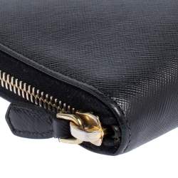 مملوكة مسبقًا محفظة برادا جلد سافيانو لوكس أسود بسحاب محيط