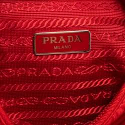Pre Owned Prada Red Tessuto Nylon Re-Edition 2000 Baguette Bag