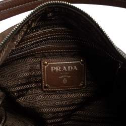 مملوكة مسبقًا Prada Brown Nylon and Leather Trim Hobo