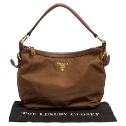 مملوكة مسبقًا Prada Brown Nylon and Leather Trim Hobo