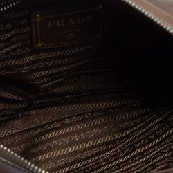 مملوكة مسبقًا Prada Brown Nylon and Leather Trim Hobo