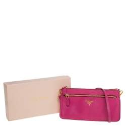 مملوكة مسبقًا Prada Pink Saffiano Leather Wallet On Chain