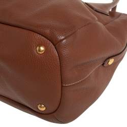 Pre Owned حقيبة هوبو برادا ساكا 2مانيسي دينو فيتلو جلد بني