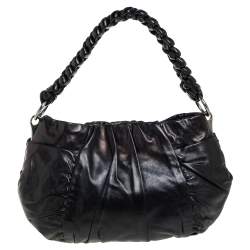 Pre Owned حقيبة هوبو برادا جلد أسود لامع يد مجدولة