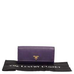 مملوكة مسبقًا محفظة كونتينينتال برادا جلد سافيانو بنفسجي قلاب