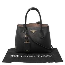 مملوكة مسبقًا حقيبة يد توتس برادا جلد سافيانو كوير صغيرة بيد مزدوجة